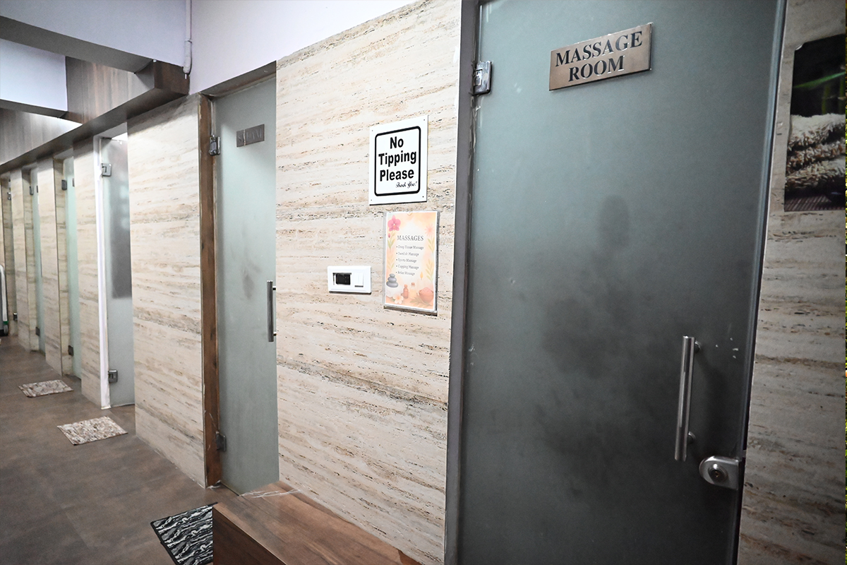 separate-steam-room-shower-room-and-changing